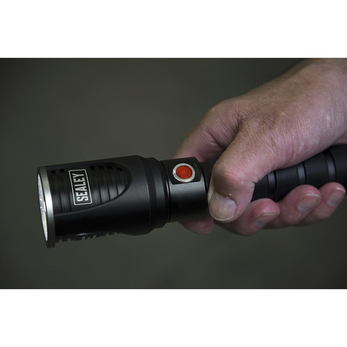 Sealey Rechargeable Aluminium Torches with Adjustable Focus (Product illustration 3)-2
