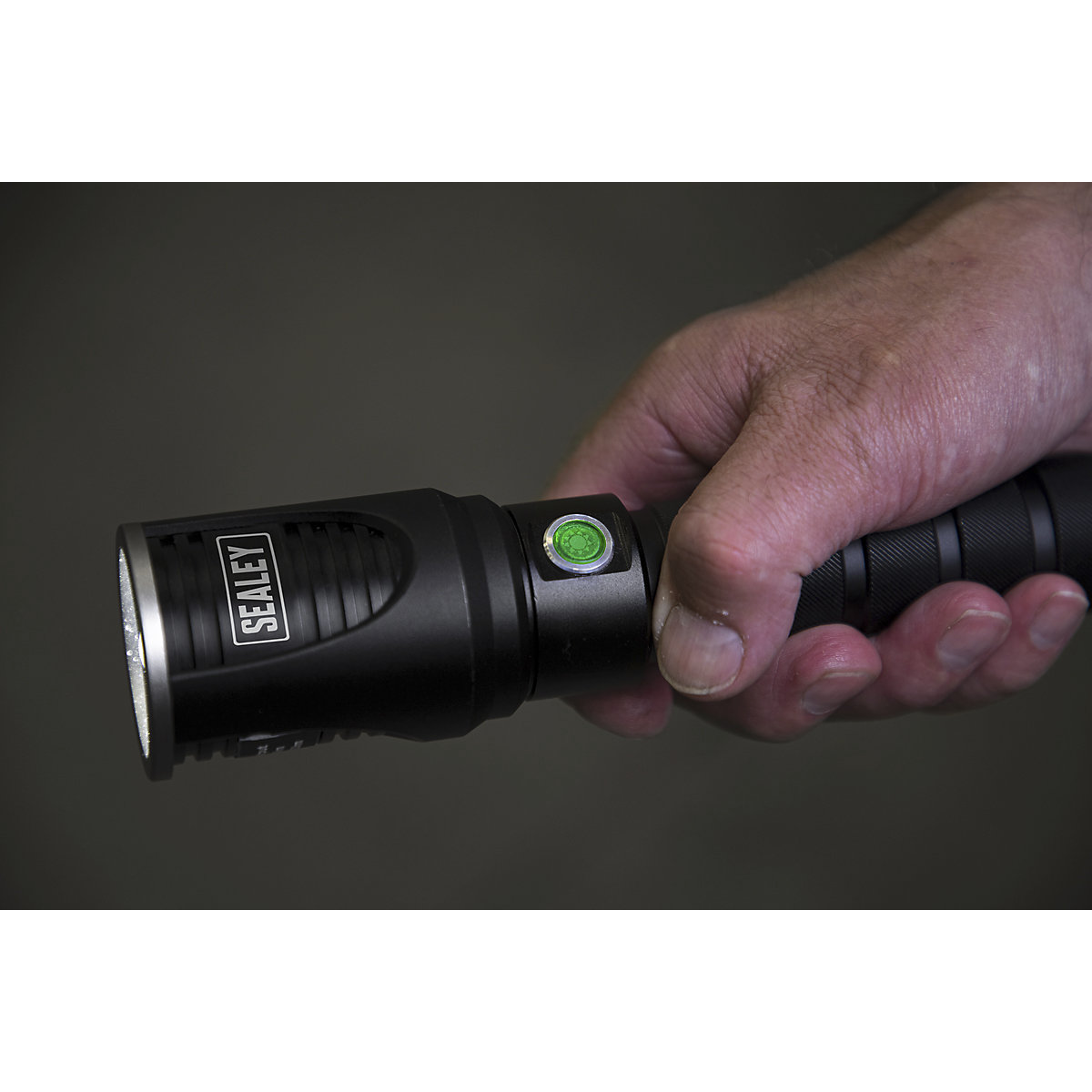 Sealey Rechargeable Aluminium Torches with Adjustable Focus (Product illustration 9)-8