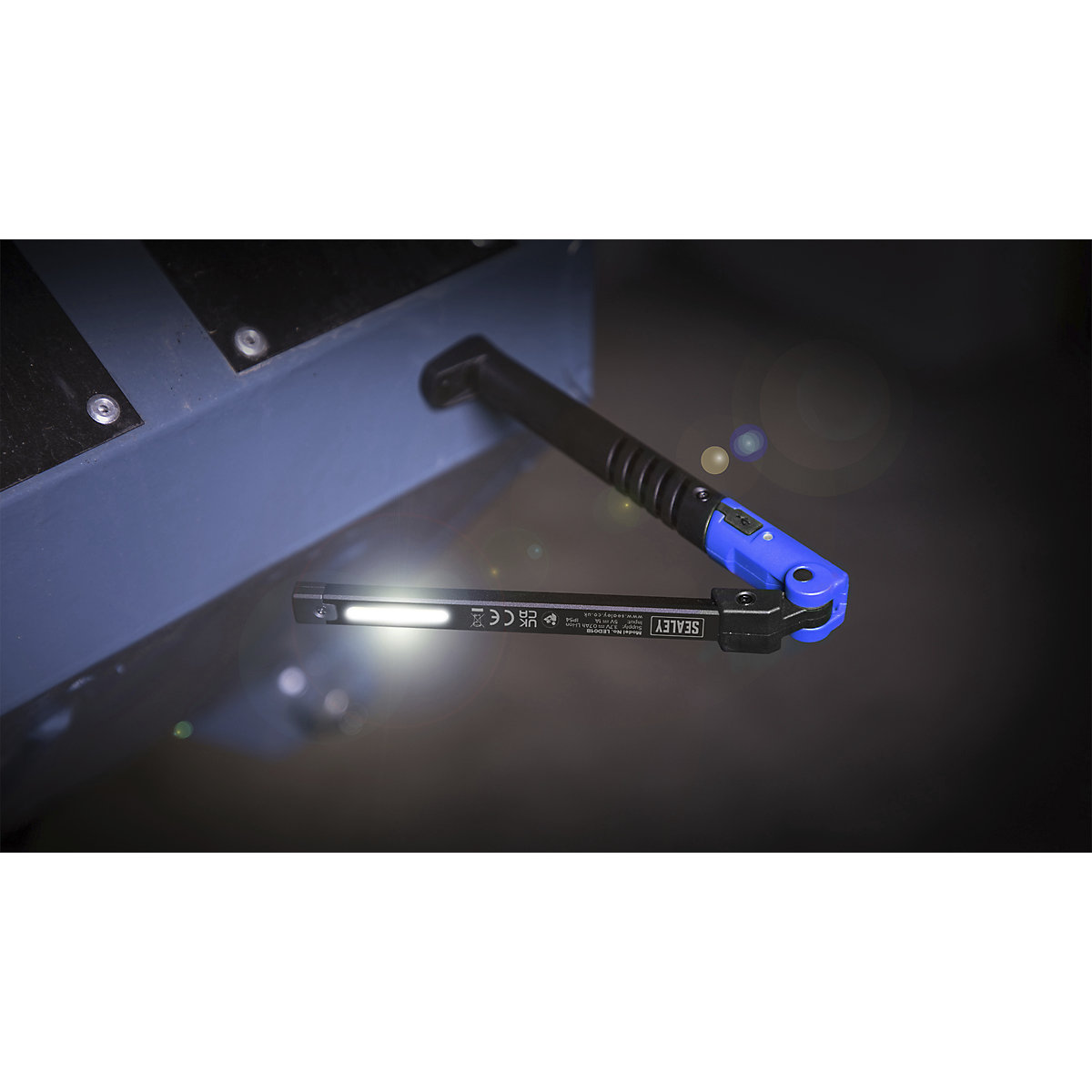 Sealey Rechargeable Slim Folding Pocket Lights | 2W COB & 1 SMD LED (Product illustration 6)-5