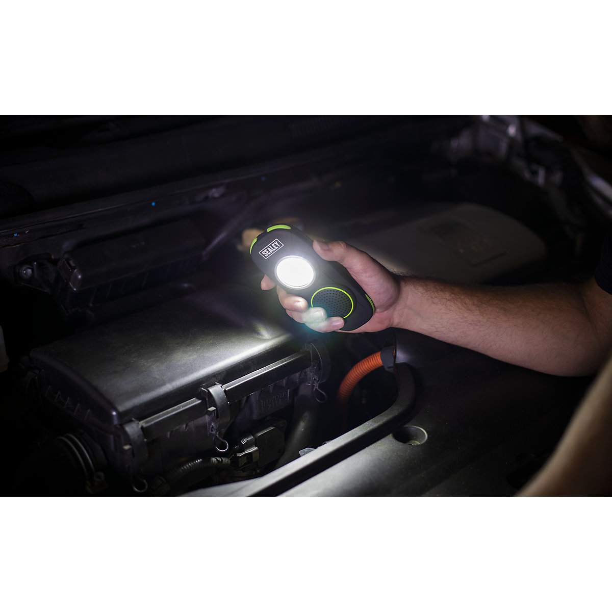 Sealey Rechargeable Torch with Wireless Speaker (Product illustration 9)-8
