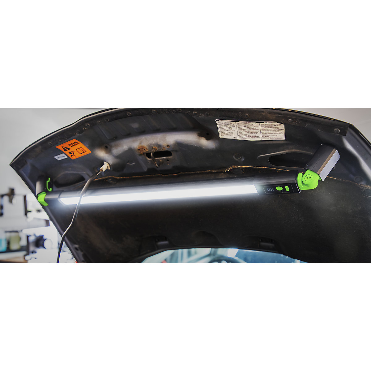 Sealey Rechargeable Under-Bonnet Light (Product illustration 4)-3