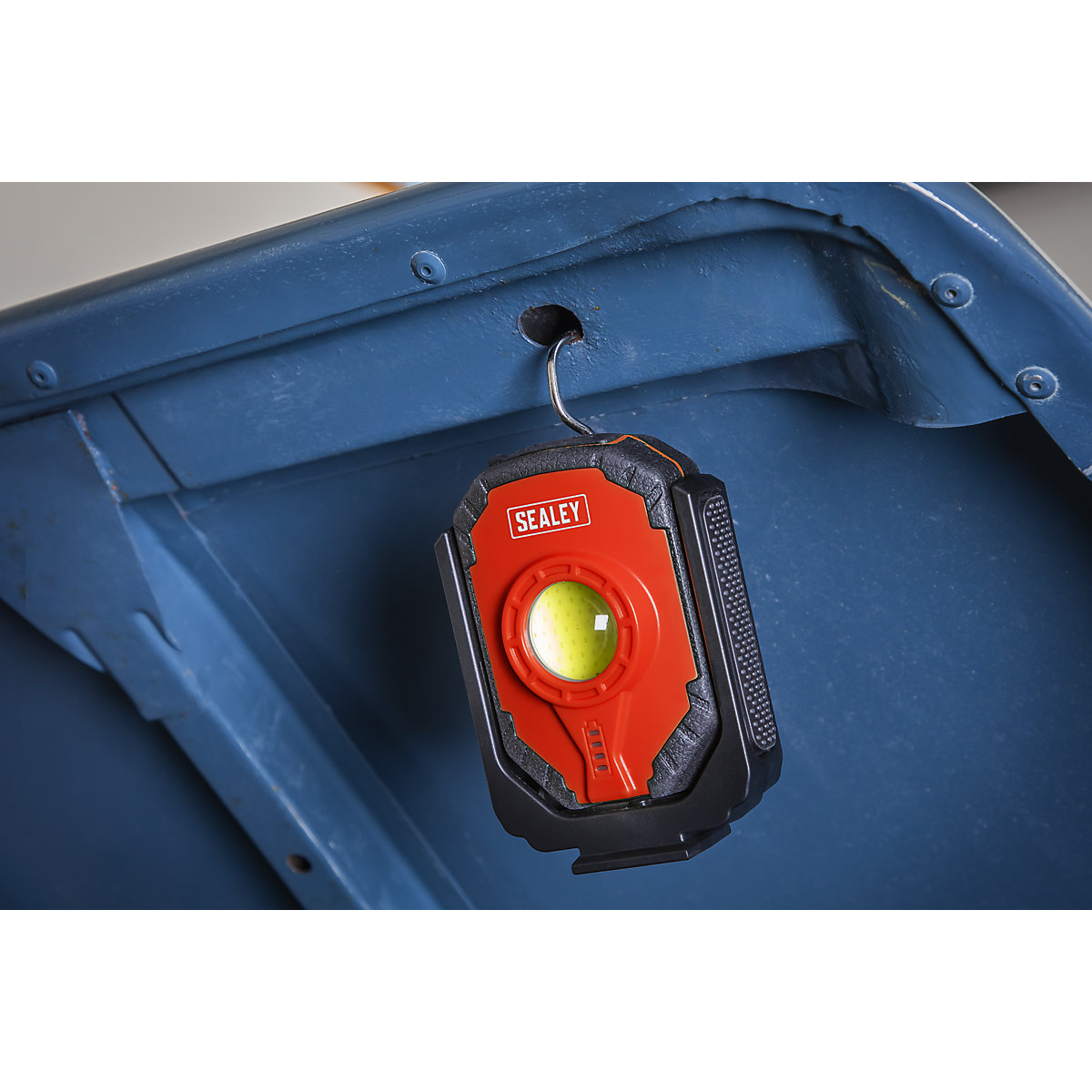 Sealey Rechargeable Worklight (Product illustration 8)-7