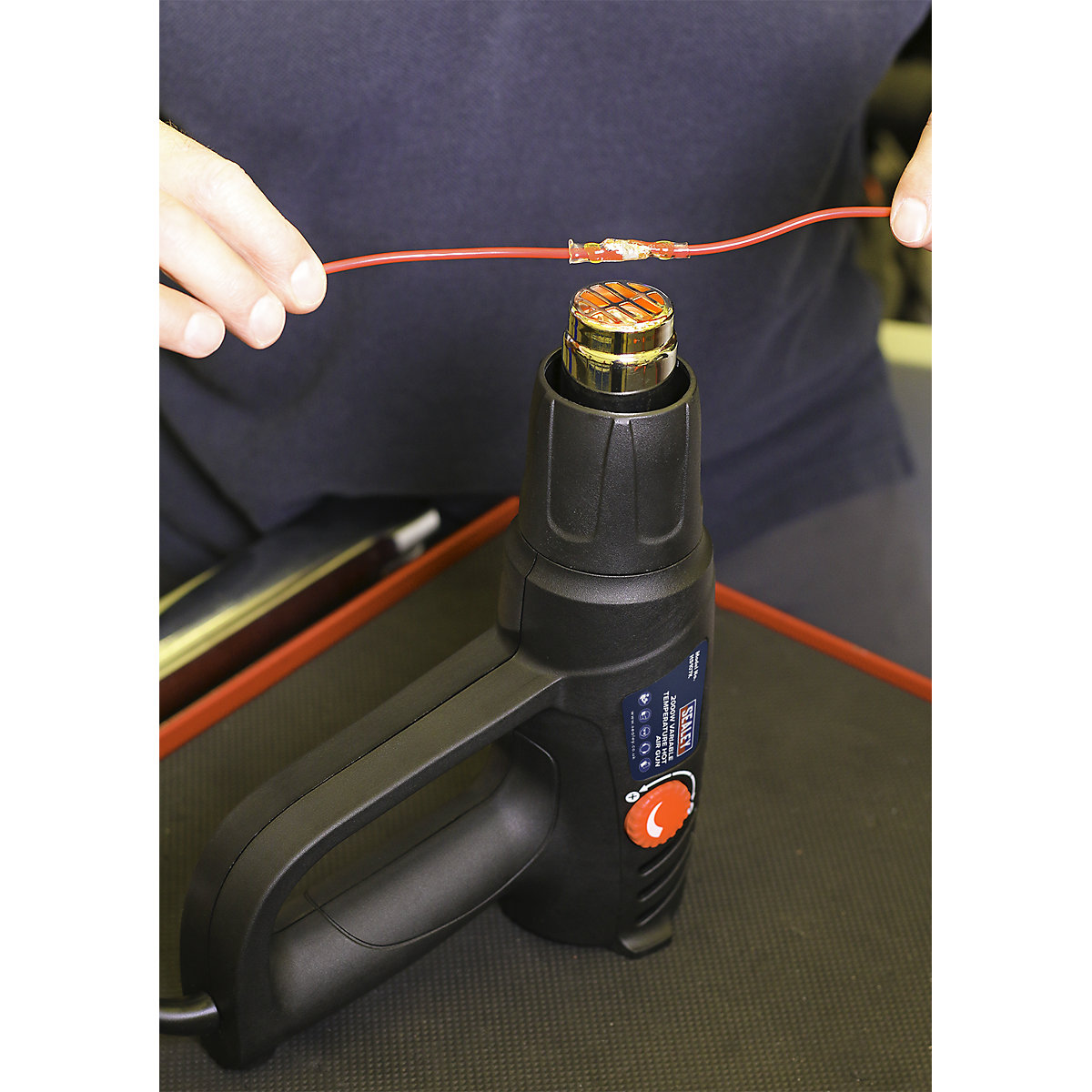 Sealey Variable Temperature Hot Air Gun Kit | 50-4500C/90-6000C | 2000W (Product illustration 9)-8