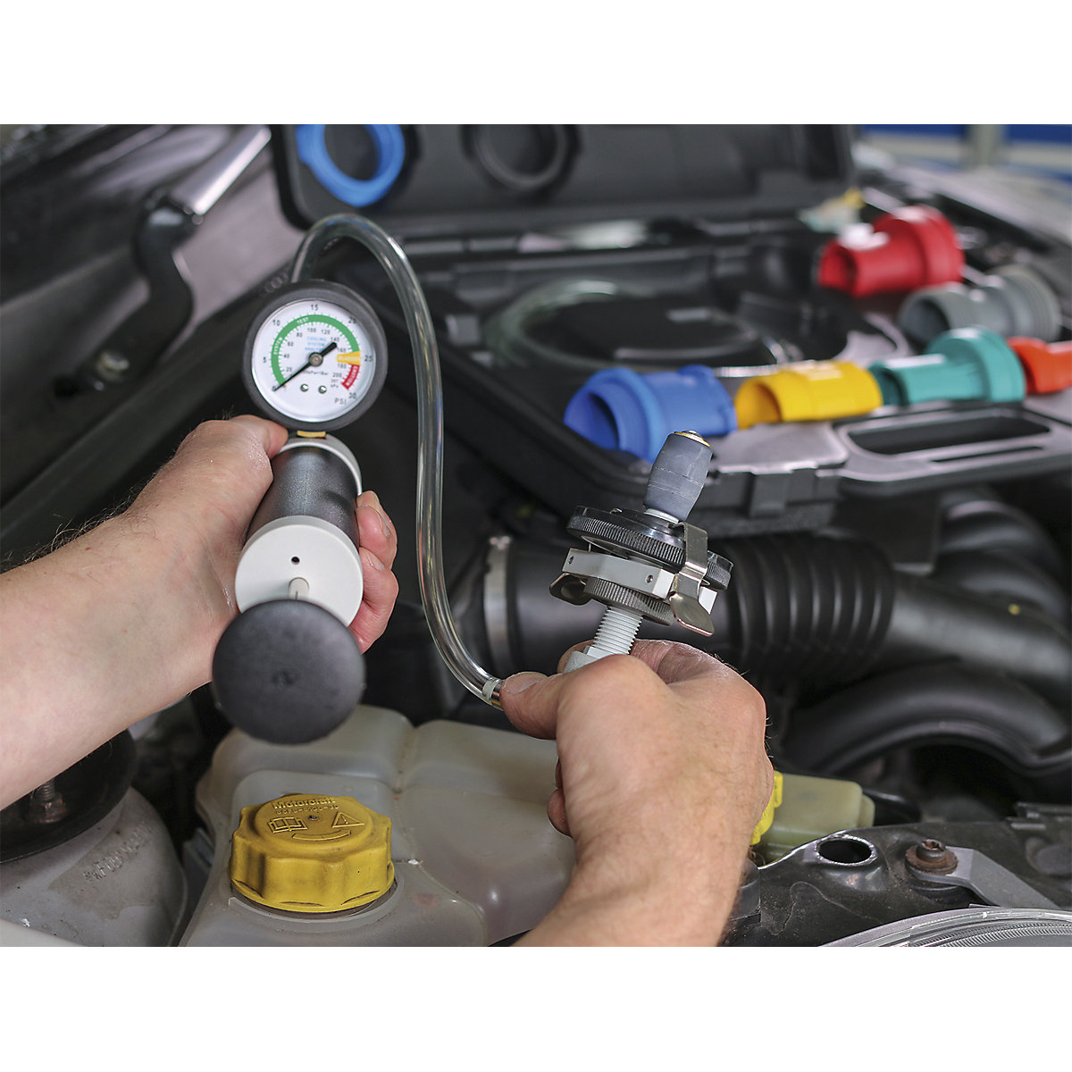 Sealey Cooling System & Cap Testing Kit (Product illustration 2)-1