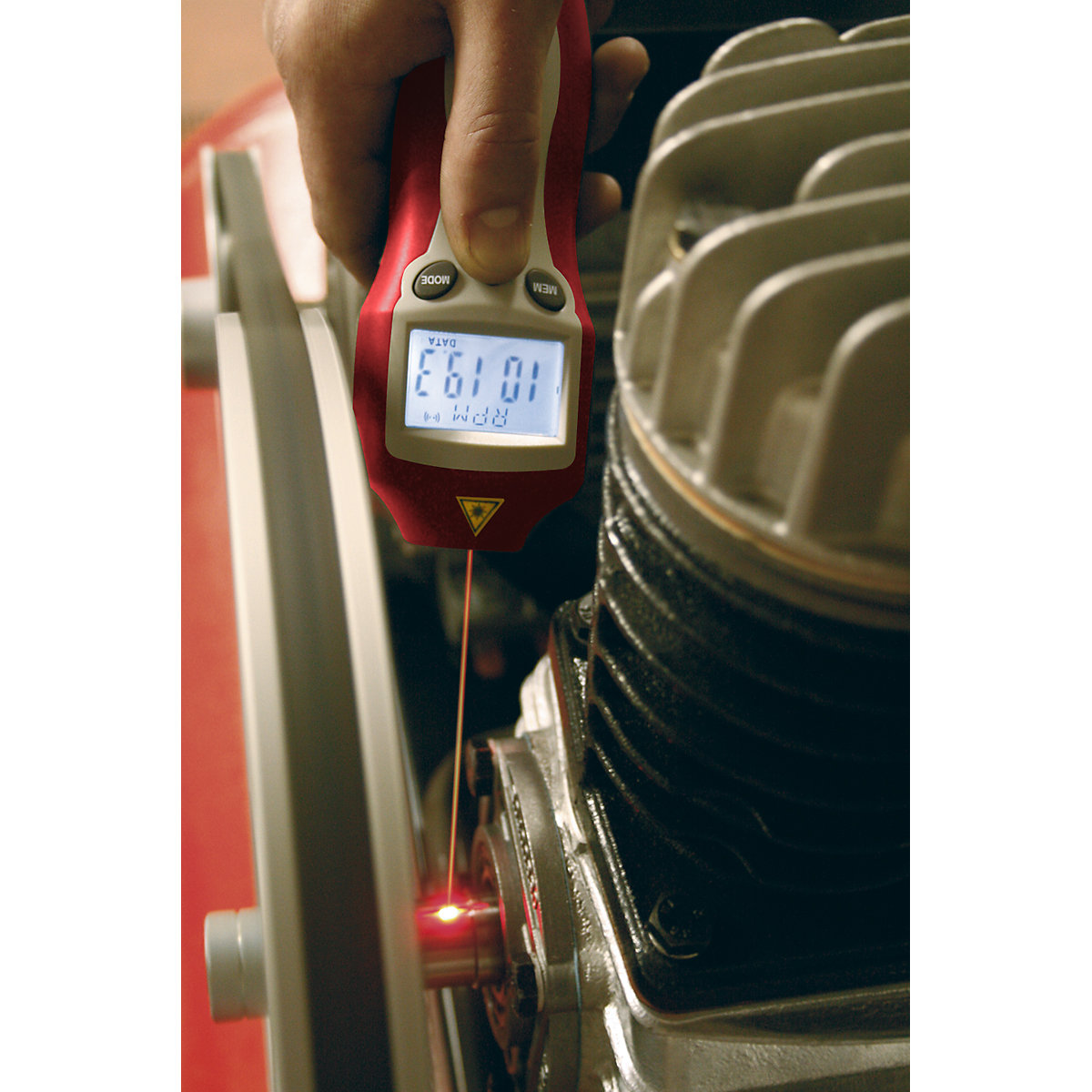 Sealey Digital Tachometer | Contact/Non-Contact (Product illustration 4)-3