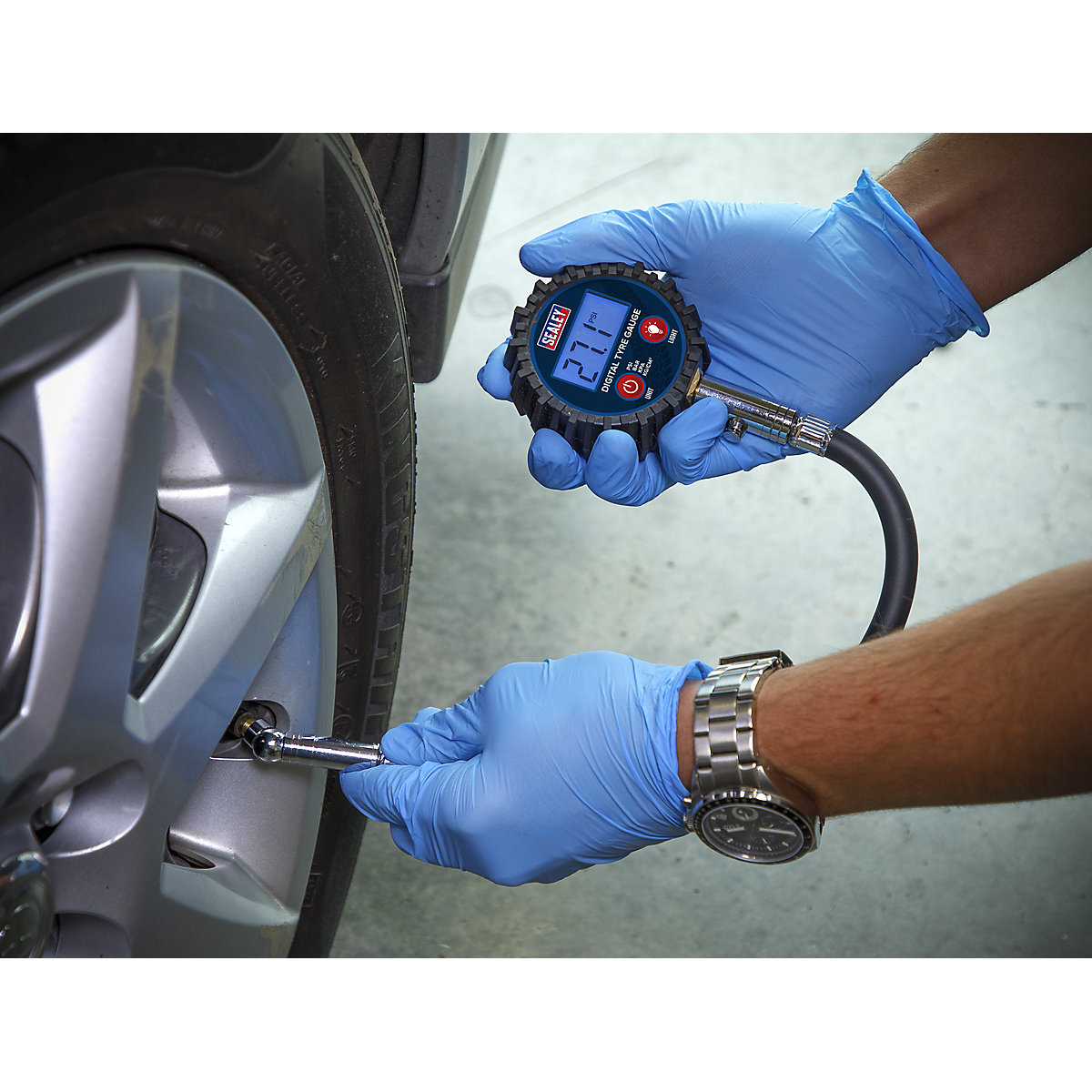 Sealey Digital Tyre Pressure Gauge | Push-On Connector (Product illustration 6)-5