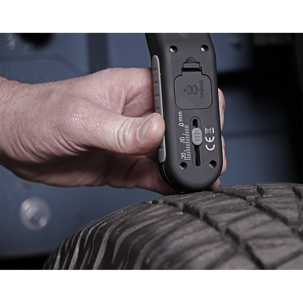 Sealey Digital Tyre Pressure & Tread Depth Gauge | 3-150psi (Product illustration 5)-4