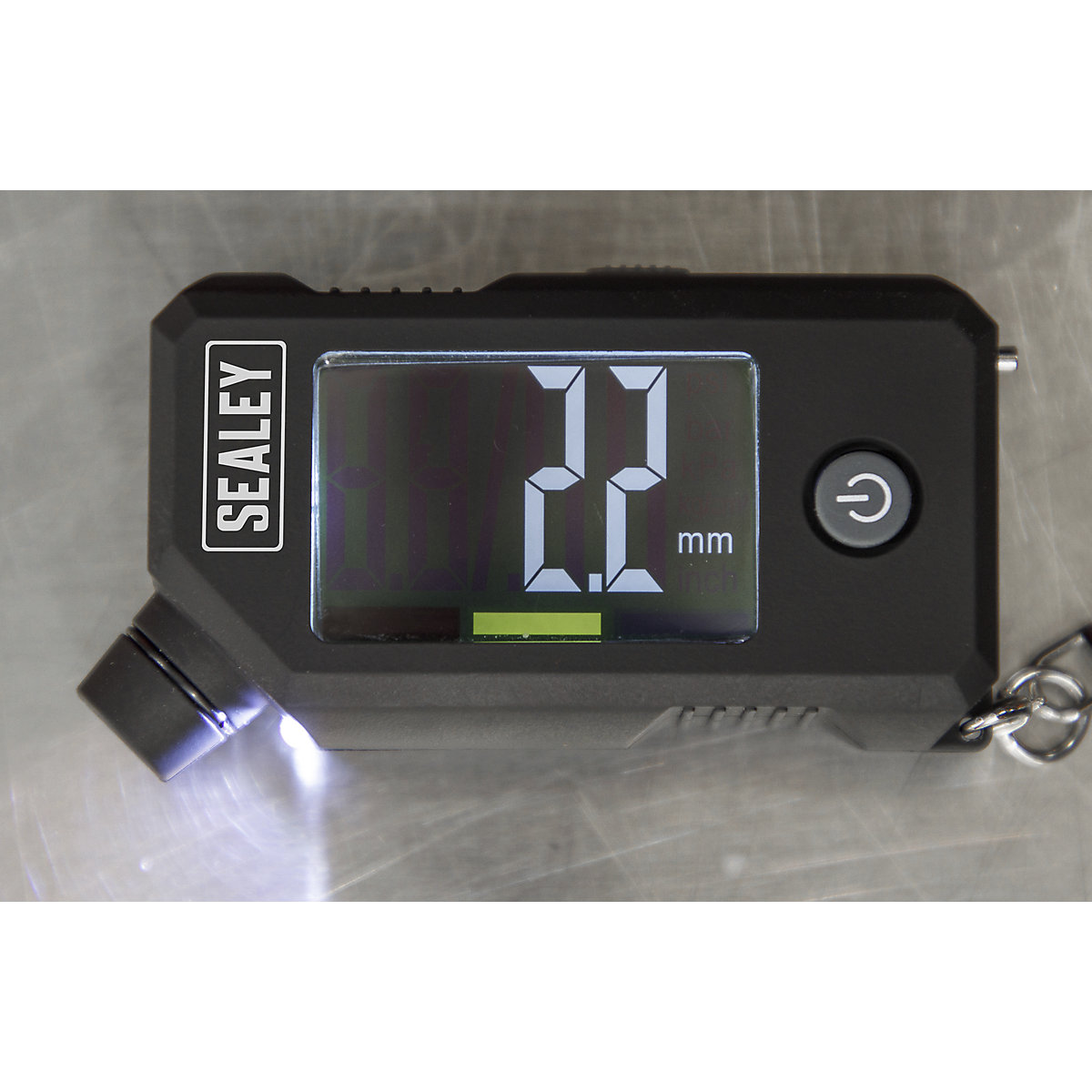 Sealey Digital Tyre Pressure & Tread Depth Gauge | 5-150psi | With LED Light (Product illustration 2)-1