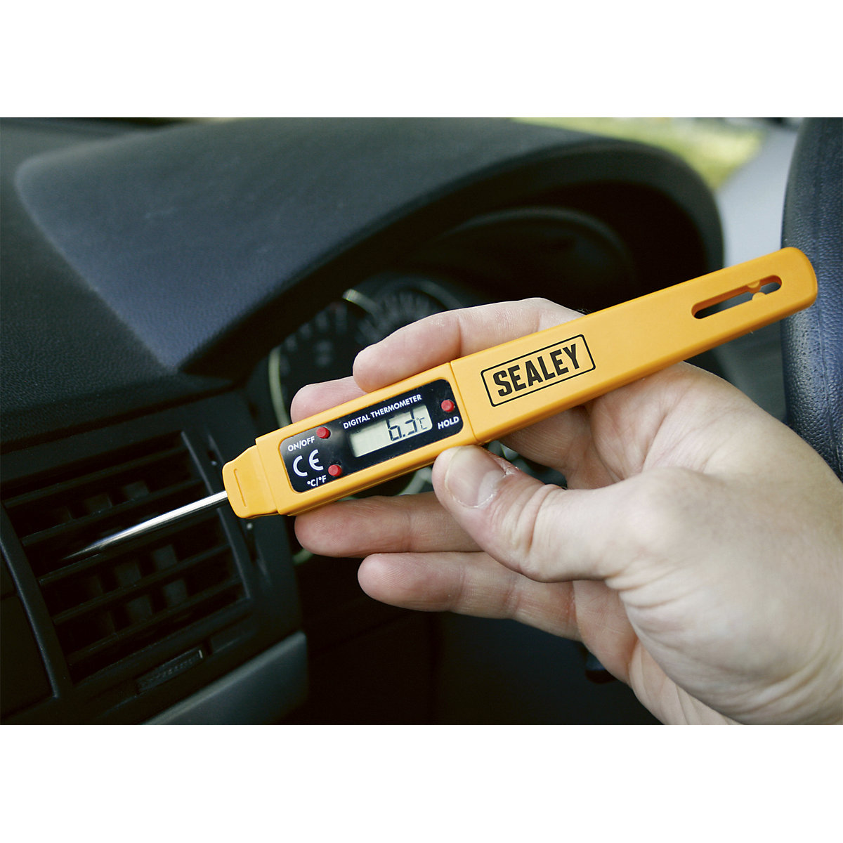 Sealey Mini Digital Thermometer (Product illustration 4)-3