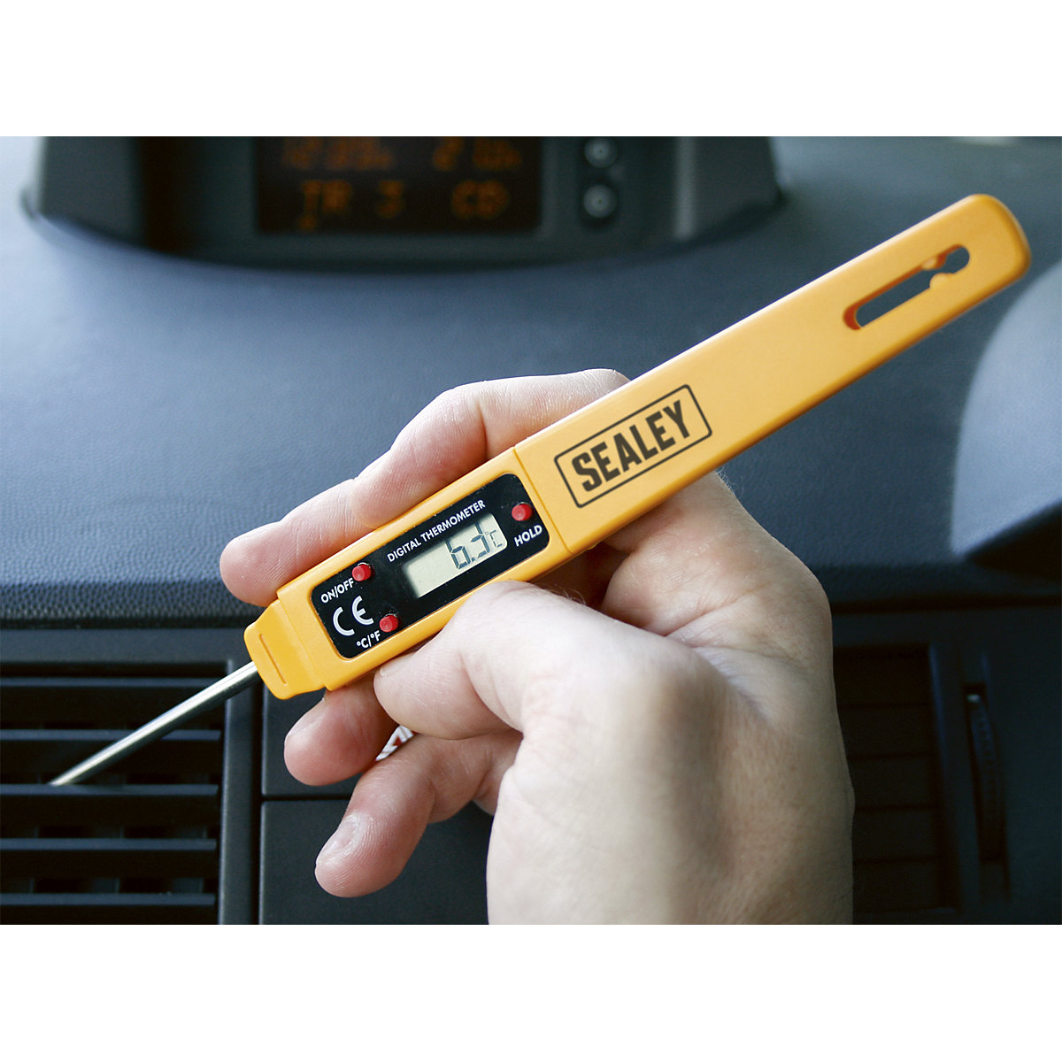 Sealey Mini Digital Thermometer (Product illustration 5)-4
