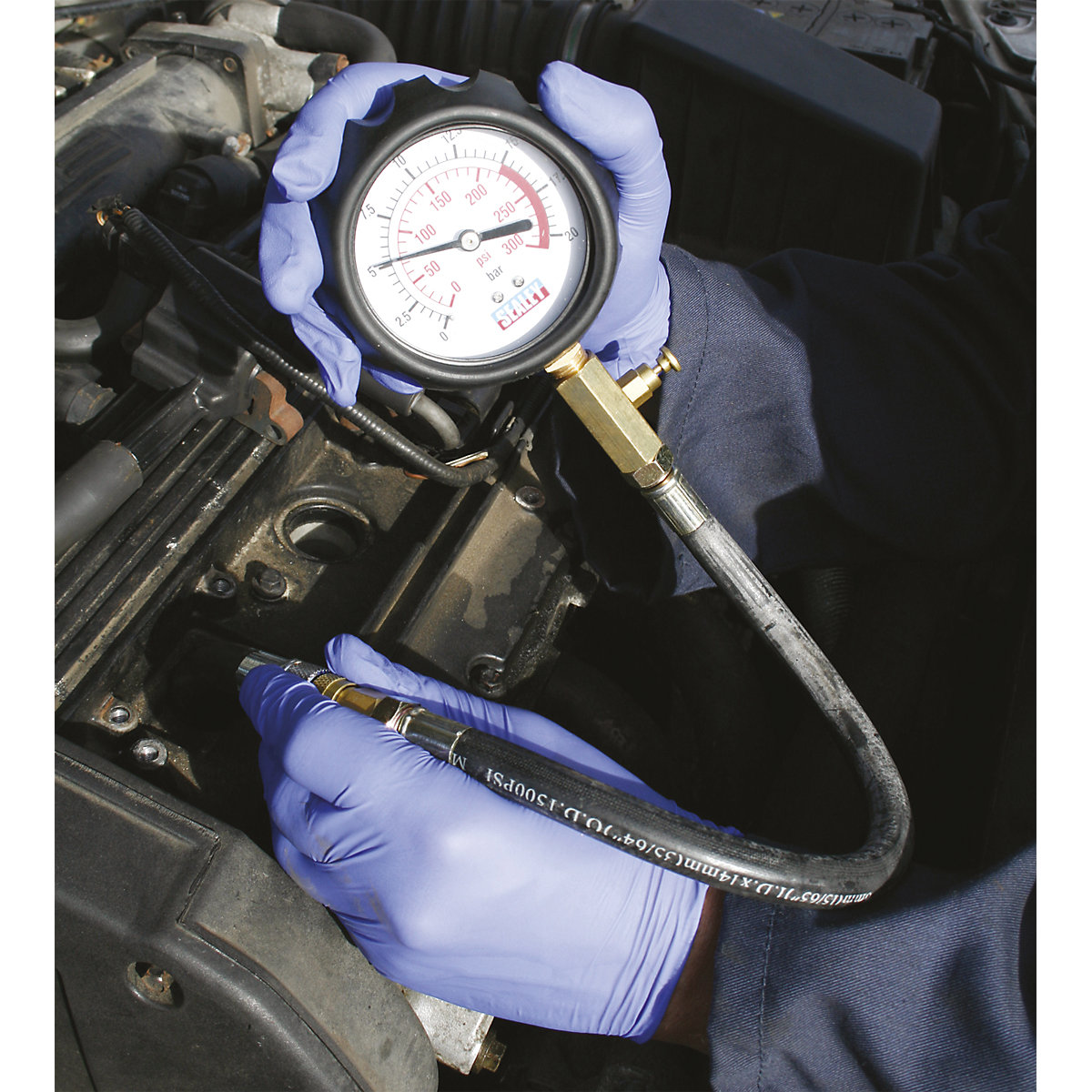 Sealey Petrol Engine Compression Tester | Deluxe Kit | 6pc (Product illustration 4)-3