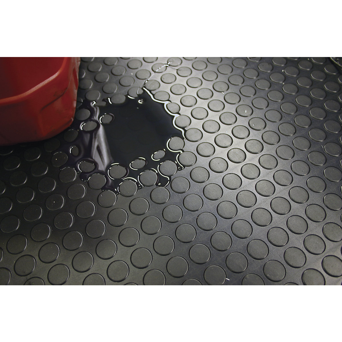 COBAdot natural rubber matting with nitrile component (Product illustration 7)