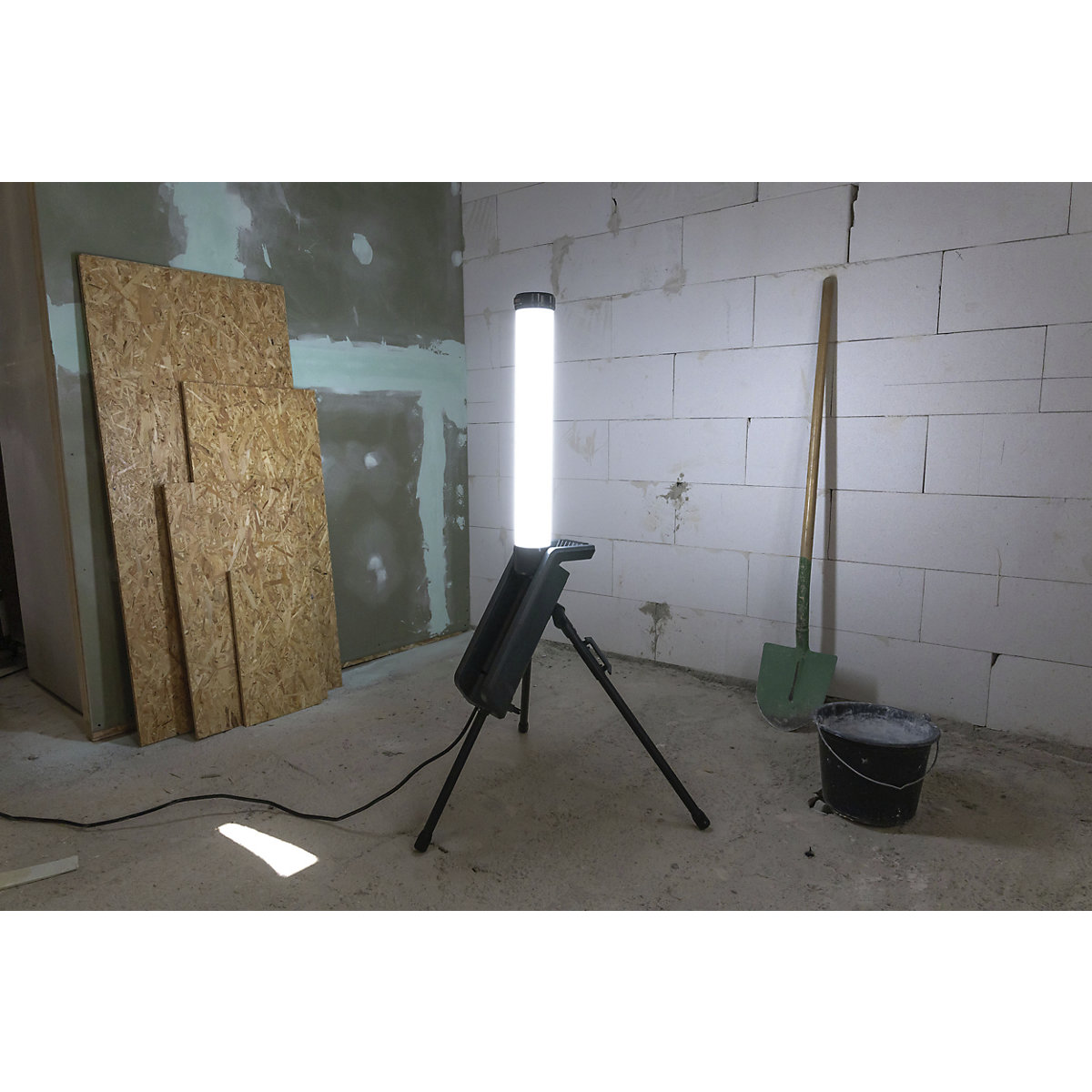 Lampa robocza LED Tower WL7000AC Flex – Ansmann (Zdjęcie produktu 14)-13