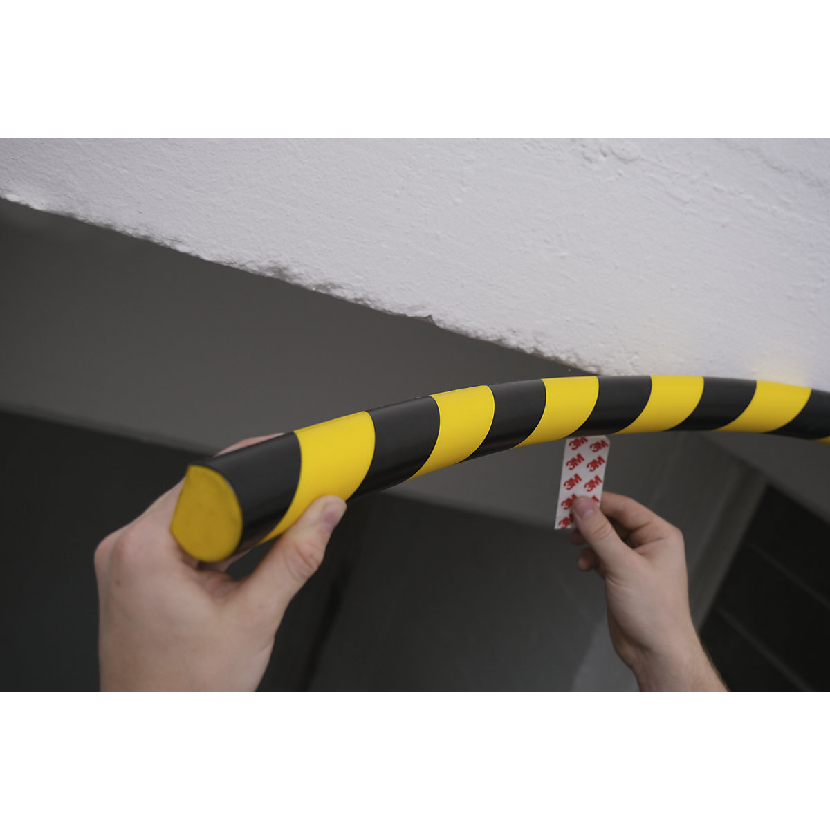 Ochranný profil na povrchy – DURABLE (Zobrazenie produktu 4)-3