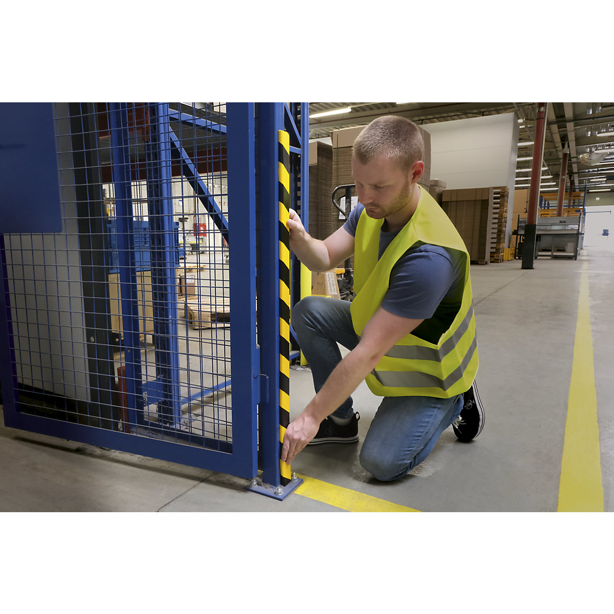 Ochranný profil na rohy – DURABLE (Zobrazenie produktu 4)-3