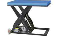 Kompaktní zvedací stůl