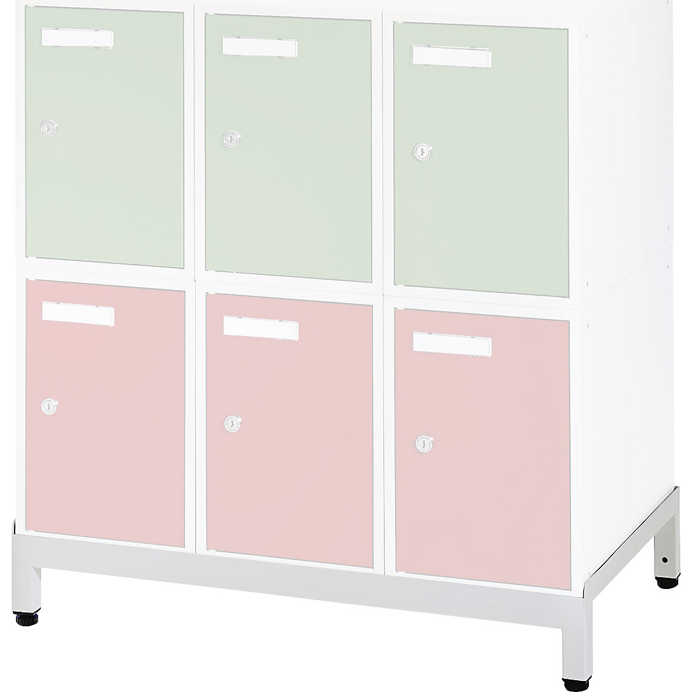 Piétement pour 3 casiers verrouillables côte à côte