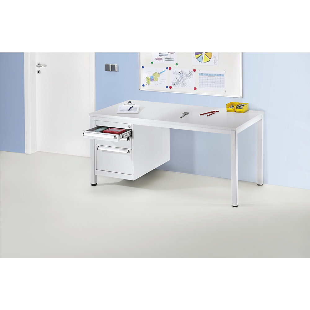 Meisterschreibtisch, mit HPL-Arbeitsplatte, HxBxT 750 x 1600 x 800 mm eurokraft pro 2