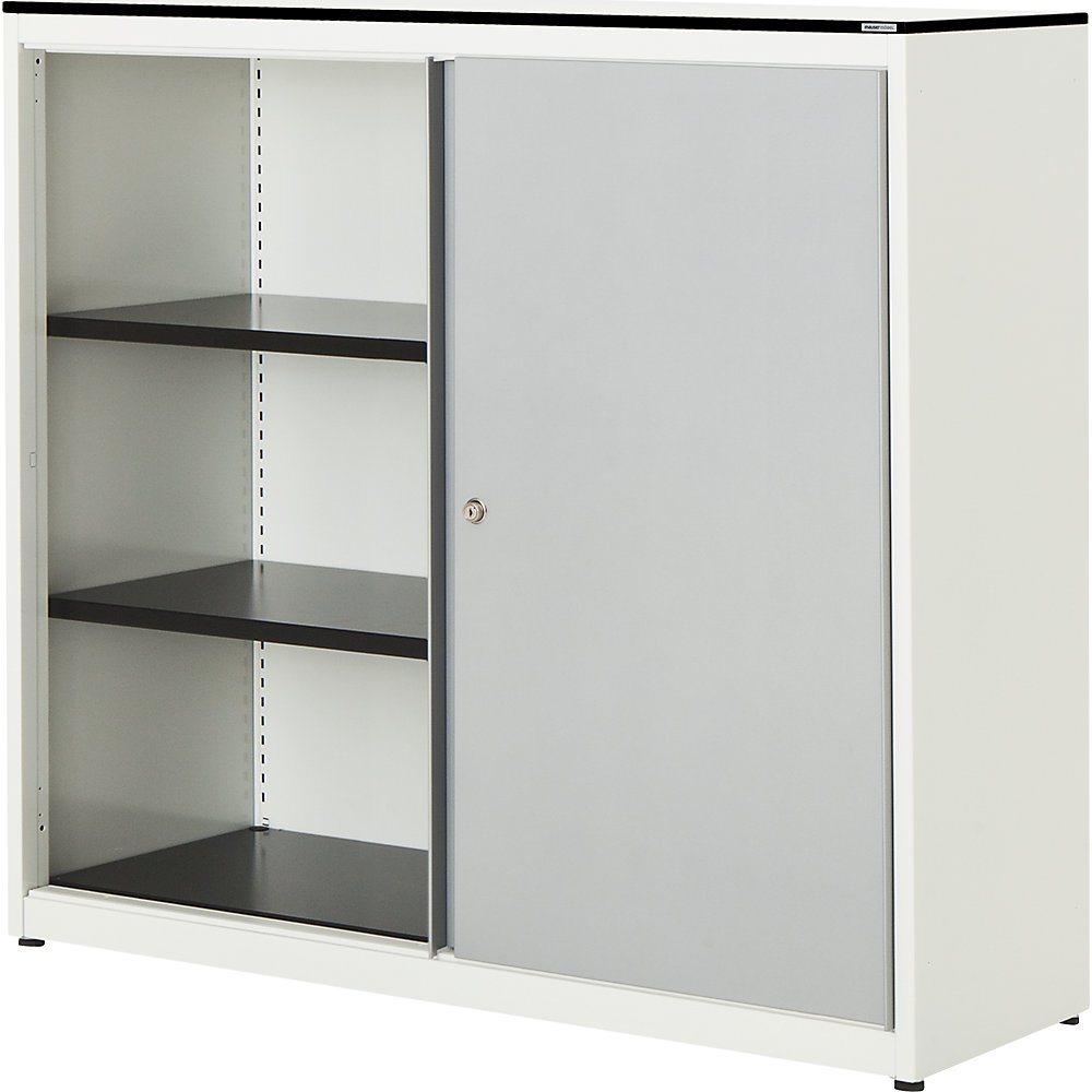 mauser Armario de puertas correderas, H x A x P 1168 x 1200 x 432 mm, tablero de núcleo macizo, 2 baldas, blanco puro / aluminio blanco / blanco