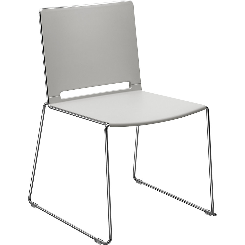 Siège à piétement luge en PP