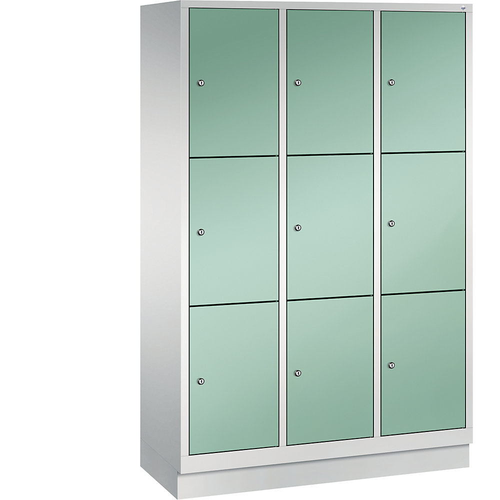 Armoire à casiers sur socle CLASSIC