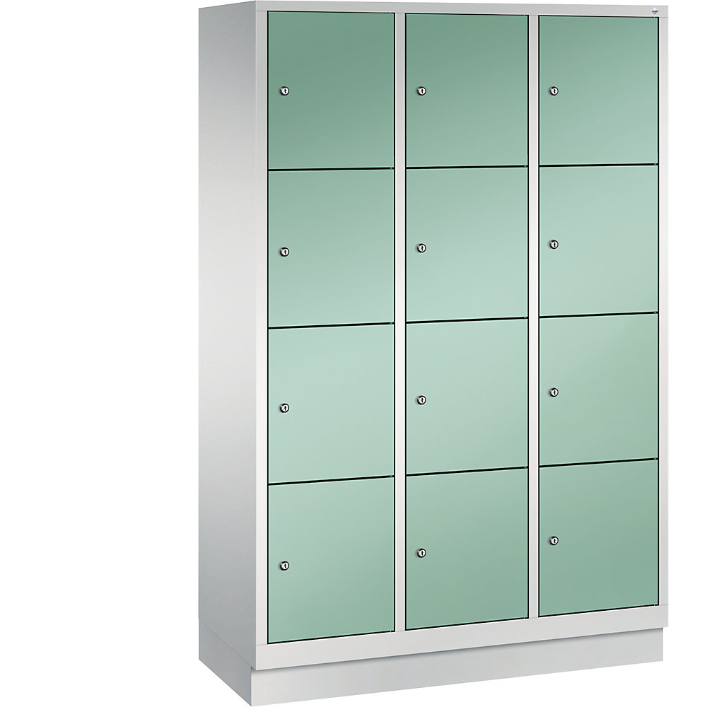 Armoire à casiers sur socle CLASSIC