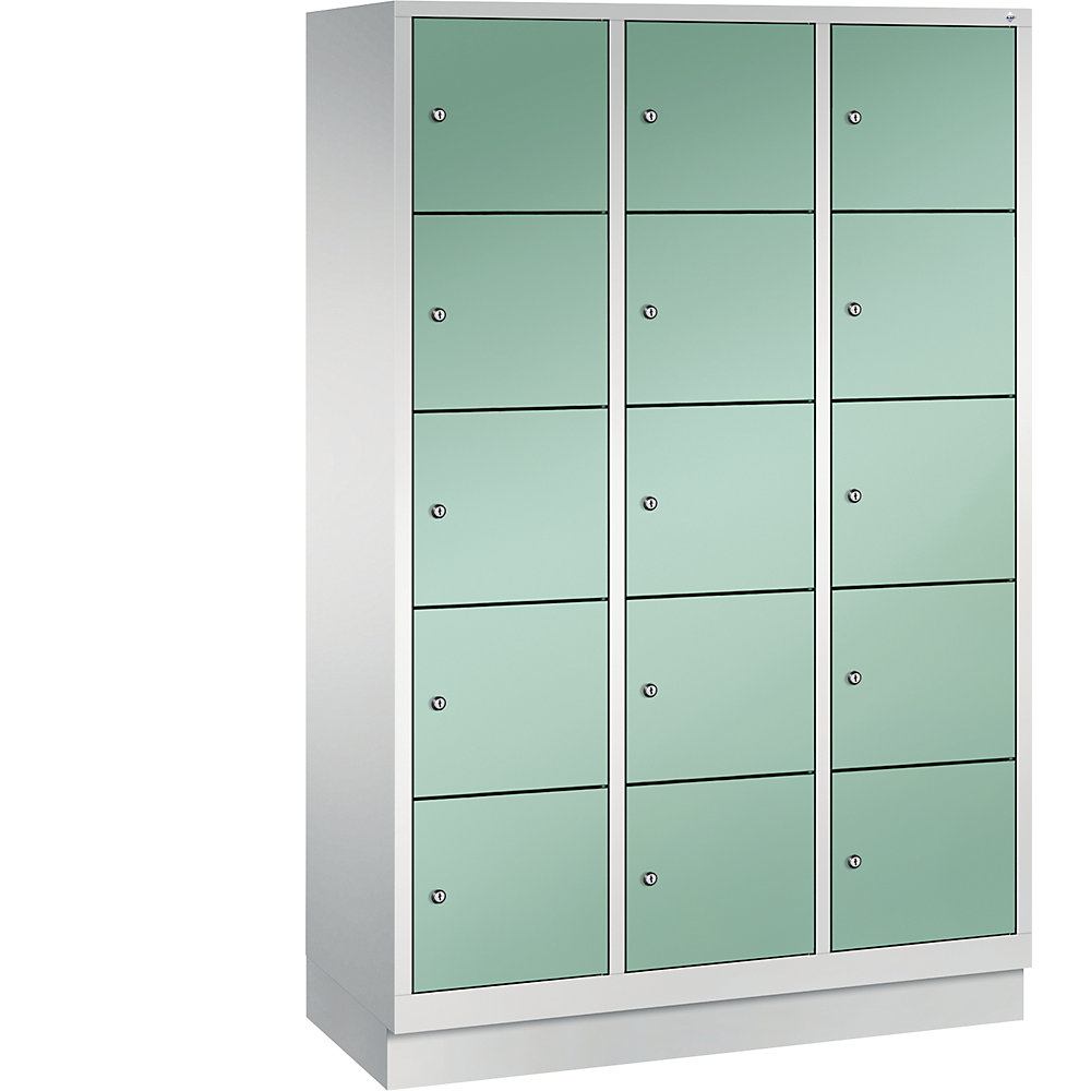 Armoire à casiers sur socle CLASSIC