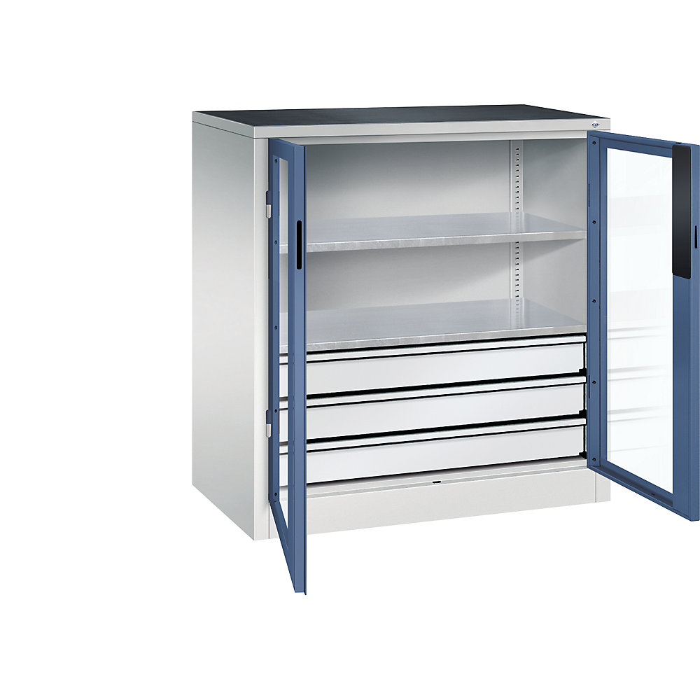 C+P Armadio con ante a battente con finestrella, alt. x largh. x prof. 1000 x 930 x 500 mm, 2 ripiani, 3 cassetti, grigio chiaro / indaco