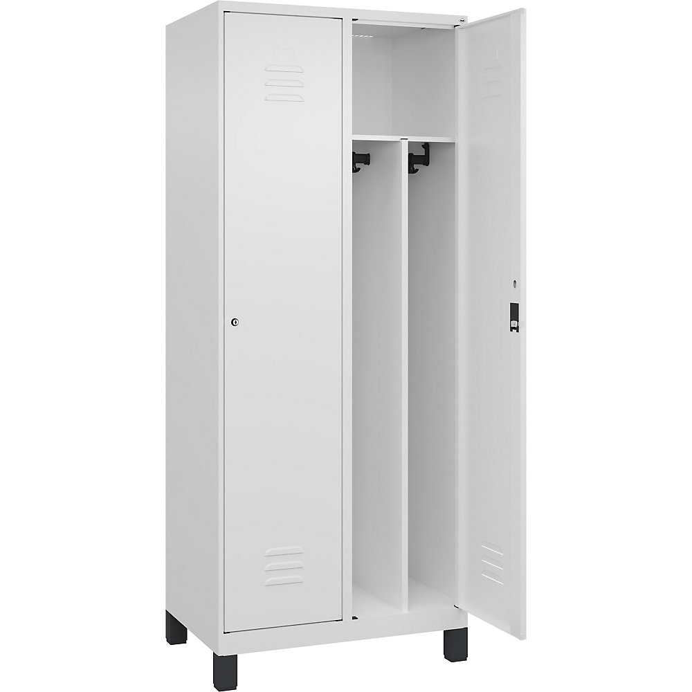 C+P Taquilla Classic PLUS, 2 compartimentos, blanco tráfico, anchura 800 mm, con patas, cerradura de cilindro, pared separadora en el centro