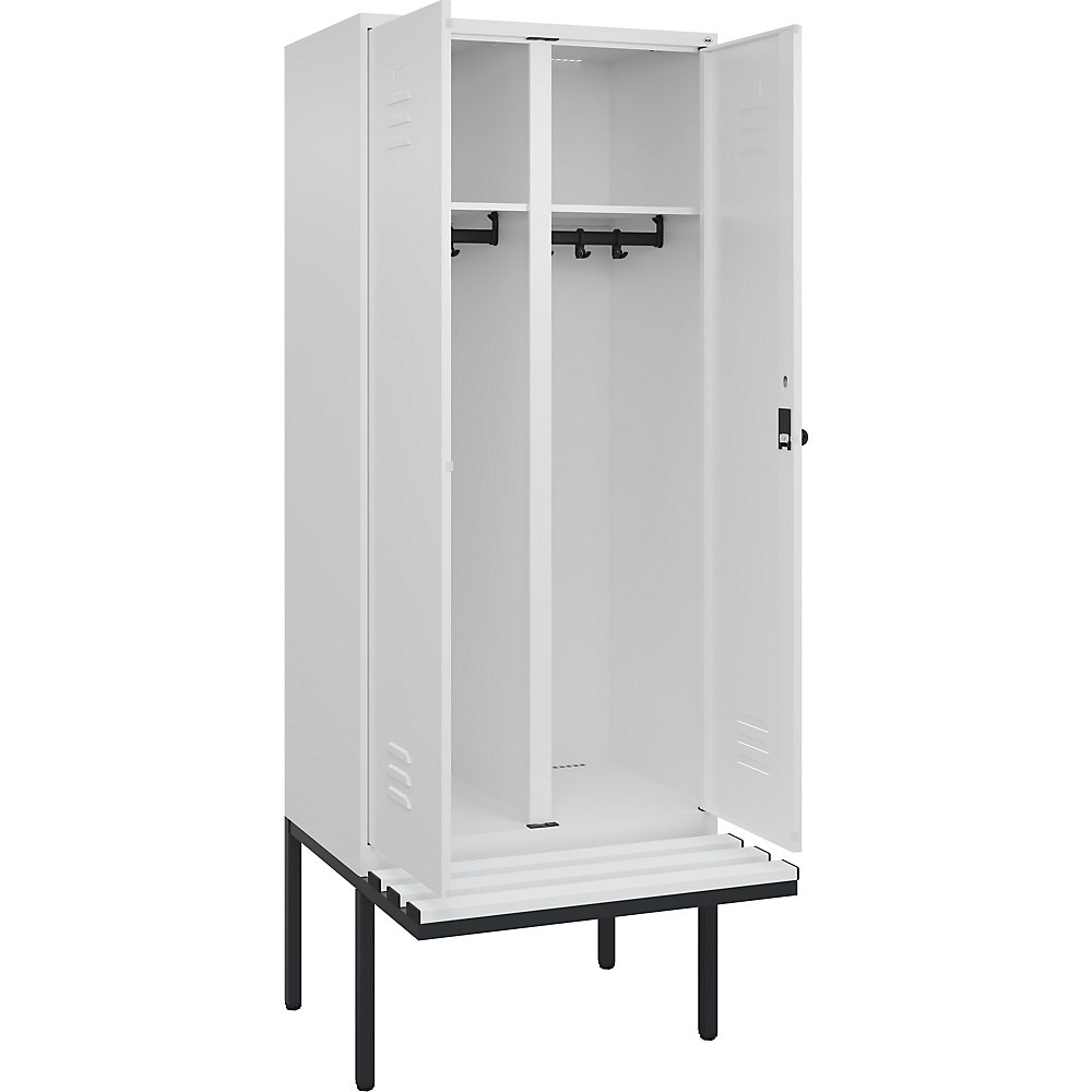C+P Multifunctionele kledingkast Classic PLUS met zitbank, 1 compartiment, verkeerswit, b = 800 mm, veiligheidsdraaigrendel, vrijdragend, kunststof