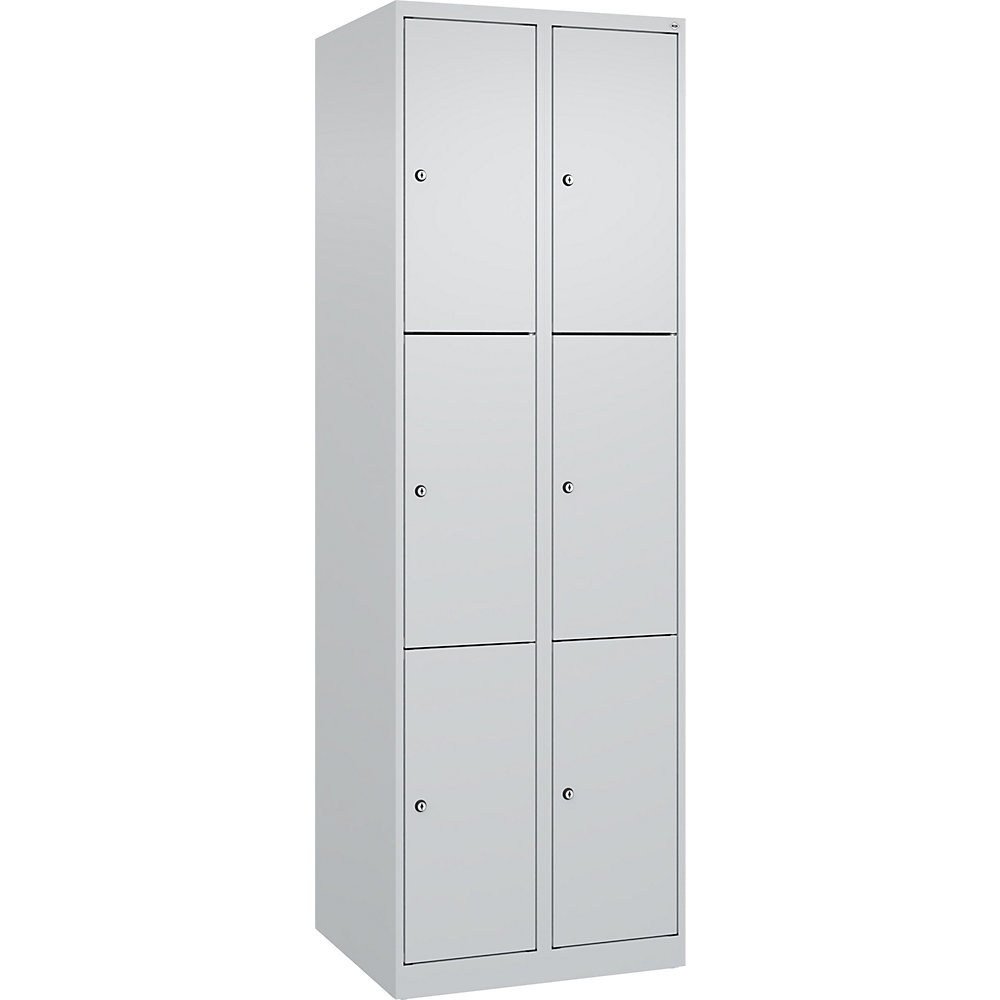 kaiserkraft 3er-Schließfachschrank Evolo PLUS, 2 Abteile, lichtgrau, B 600 mm, 6 Fächer, mit Bodengleitern, Zylinderschloss 2