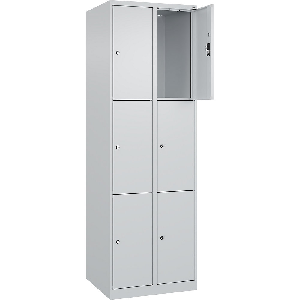 kaiserkraft 3er-Schließfachschrank Evolo PLUS, 2 Abteile, lichtgrau, B 600 mm, 6 Fächer, mit Bodengleitern, Zylinderschloss