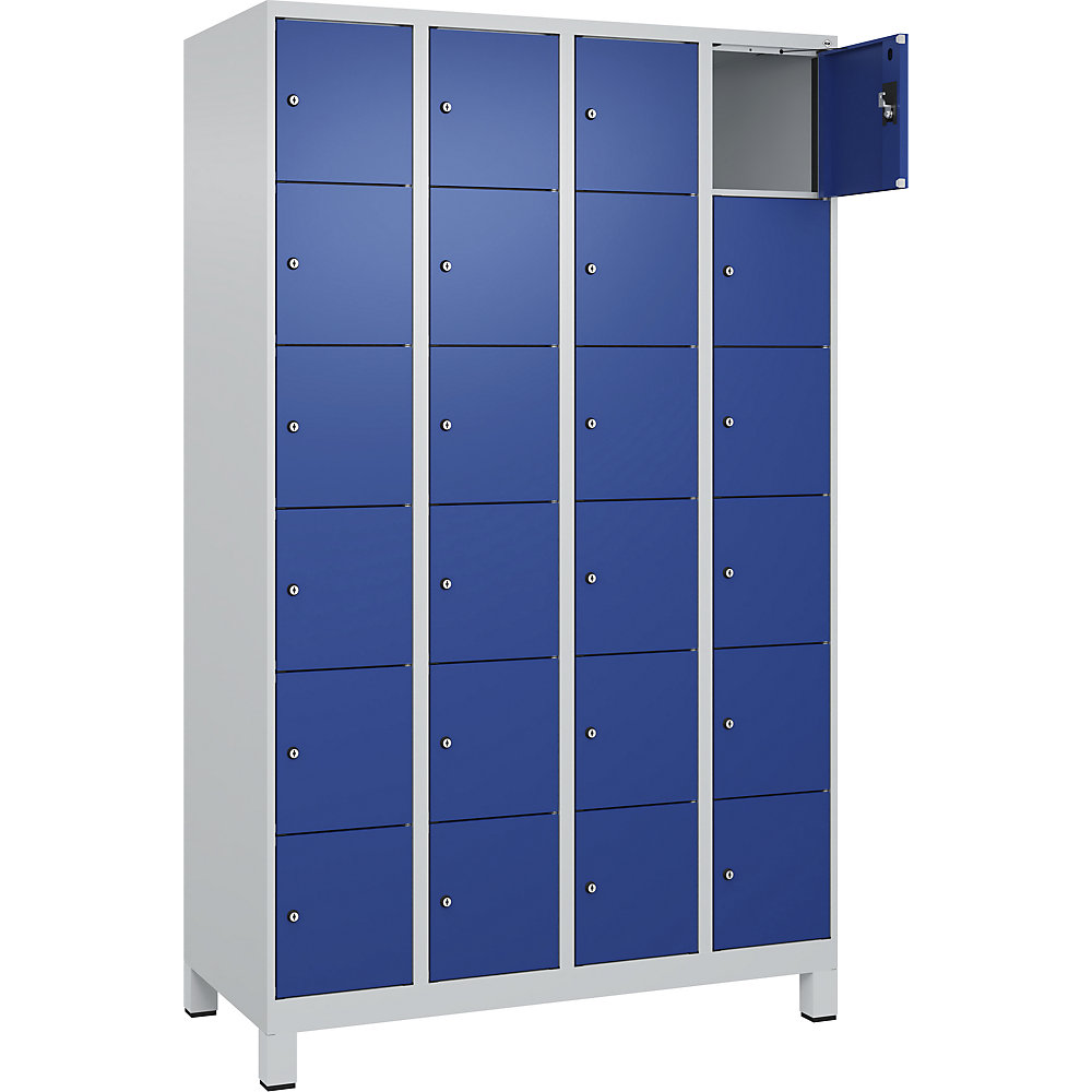 kaiserkraft 6er-Schließfachschrank Evolo PLUS, 4 Abteile, lichtgrau / enzianblau, B 1200 mm, 24 Fächer, mit breiten Füßen, Zylinderschloss