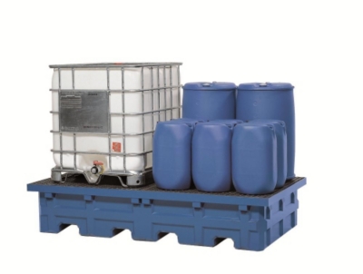 Storing flammable and water hazardous substances in sump trays wt$